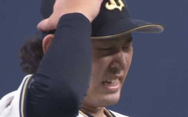 オリックス宮城、7回2死から岡本和にソロ浴びノーノー途切れる　自己最多13奪三振