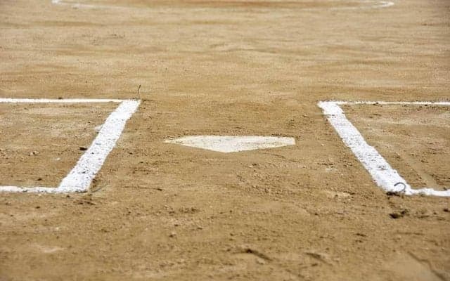 大谷翔平の「4月4日を思い出させる」　大学生の二刀流サヨナラ弾にMLB公式も注目