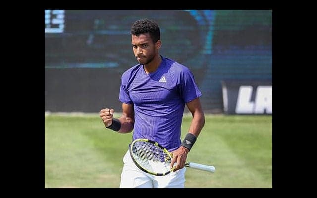 今季の芝初戦白星 8強に進出