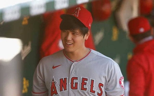 【MLB】大谷翔平の私服姿　写真で分かる“プロ意識”に米ファン興味「いつも腕につけてる？」