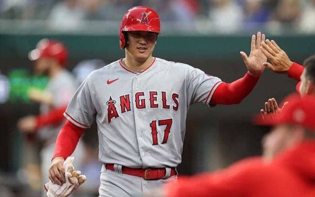 大谷翔平、誰も予想できない“意外な一打”に米驚き「何でもできる」「サイボーグ」【今季の二刀流】