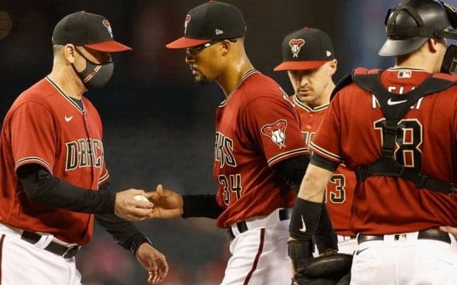 【MLB】負けまくりDバックス、メジャー最悪の“屈辱”目前…　元中日助っ人らコーチ解任も