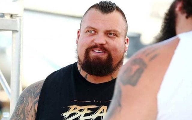 「体重158kgで6パック！」　世界最強の男、40kgの“減量ビフォーアフター”に海外仰天