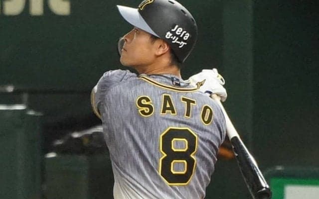 「どうせ失投打たれたんやろと思ったら…」　佐藤輝の“高難度”弾が「もう100万再生！」