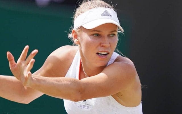 元世界1位ウォズニアッキさんが、オリビアちゃんの出産を発表