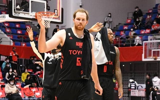 アルバルク東京がアレックス・カークと契約継続「新シーズンは再びチャンピオンに」