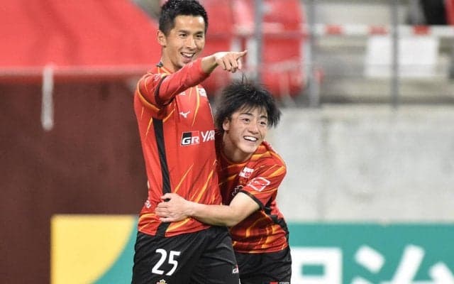 名古屋FW前田直輝に第二子誕生「娘にずっとかっこいい姿を見せられるよう」