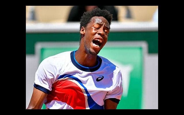  モンフィス 今季芝初戦で黒星 