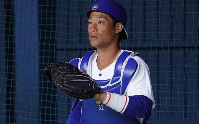 落合GM惚れ込んだ“鬼肩”がなぜトレード？　谷繁以来の正捕手期待も…逃した好機