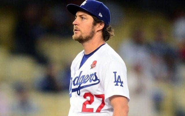【MLB】ボールがくっ付く手「これは違法？」　バウアーが粘着物質取り締まりに反論