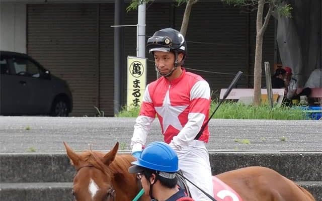 競馬中止でも帰れず、家族に会えない日々…コロナ禍の韓国で奮闘するジョッキーの思い