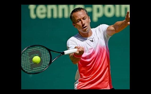 世界128位 地元で8強入り