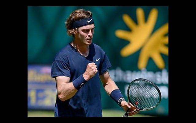 ルブレフ 8強で「芝へ自信」