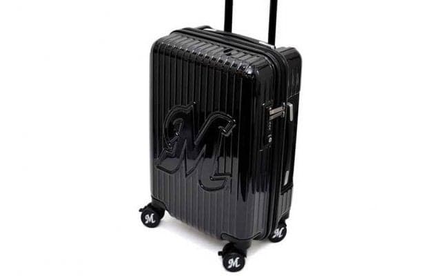 ロッテ、特別キャリーケース付きリモート応援チケット販売「使いやすいデザイン」