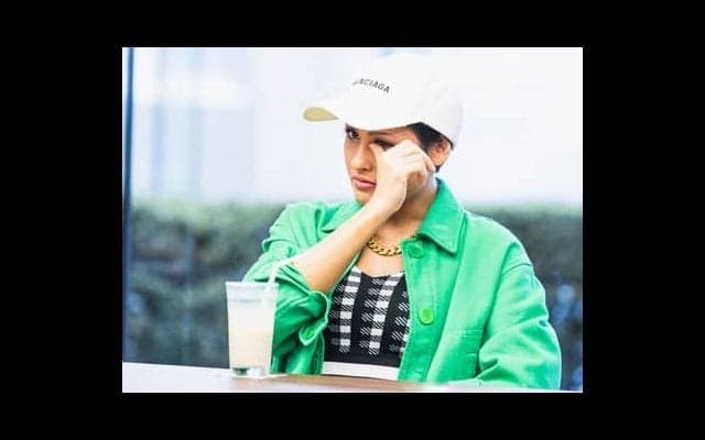 ジュリアが木村花を思い、涙。「花の気持ちを無駄にしたくない。誹謗中傷には負けない」