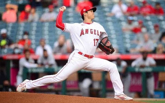 【MLB】大谷翔平、リアル二刀流で今季3勝目の権利　5回まで4奪三振無失点好投、最速157km