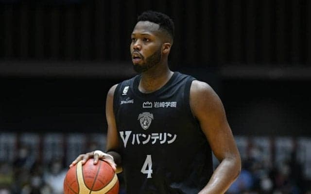 三遠がロバート・カーターを獲得…今季は横浜で平均17.4得点を記録