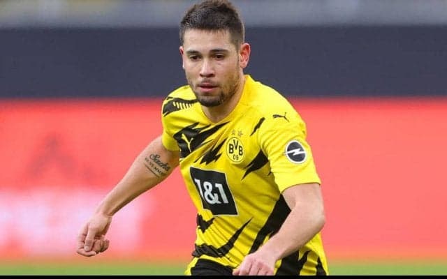 マドリー、ユーロで活躍中のラファエウ・ゲレイロに関心か