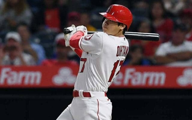 【MLB】大谷翔平と水原通訳、衝撃弾後の“ベンチのやり取り”を米推測「言っている。多分ね」