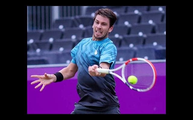  快勝で開催国勢唯一の4強入り 