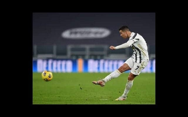 ロナウドの「ドライブシュート」を解剖。マネをするためのポイントは