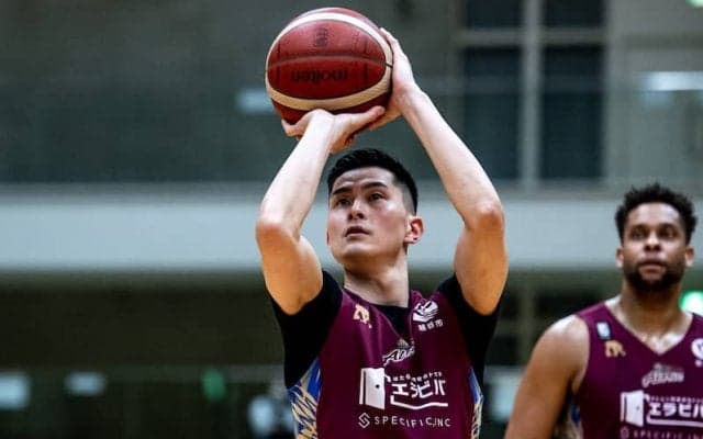 越谷が田村晋との契約継続を発表「このチームでまたバスケができることに感謝します」