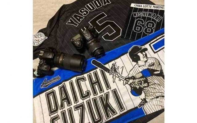 好きな瞬間は「左打者の背中」　“マイ・ベスト”を追う球場の「カメラ女子」とは？