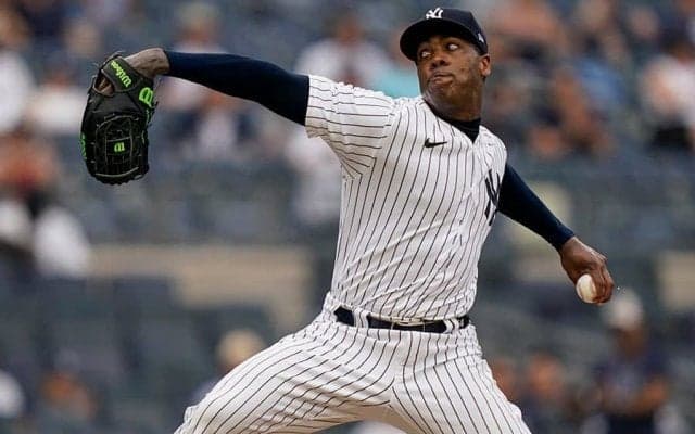 【MLB】「史上最もゾッとする球」「不公平」　人類最速左腕の揺れながら落ちる“魔球”に米衝撃