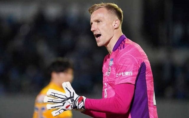 「彼がいなければ失点増えている」　元日本代表はなぜ16位に沈む仙台GKを絶賛するのか