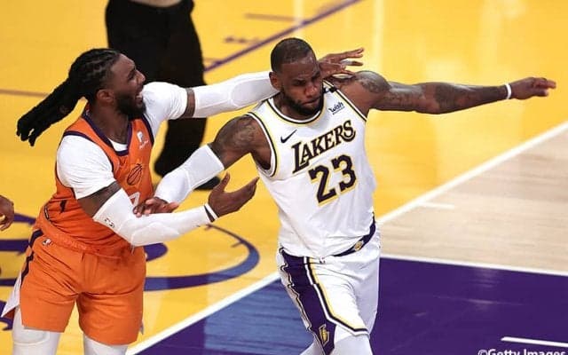 サンズのクラウダーにとってレブロンを苛立たせるのは作戦どおりだった？