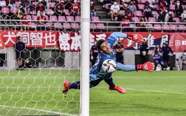 仙台、痛恨ドロー！(2)鹿島の同点を生んだ「主審の時計」