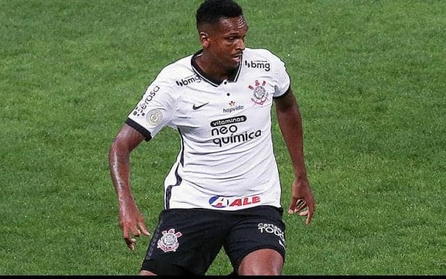 元名古屋のFWジョーが失態…宿敵のチームカラーのスパイク着用で罰金処分…