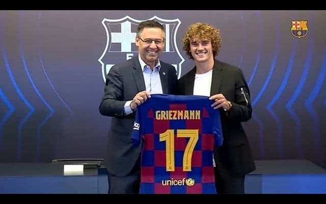 バルサ、過去10年で選手獲得に2,200億円を投資