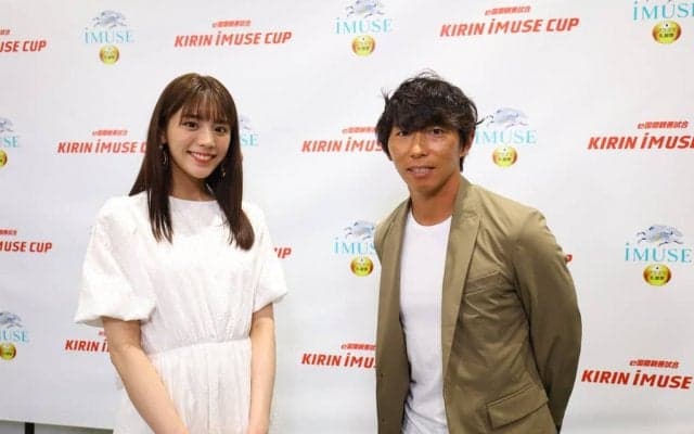 元日本代表FWと人気No.1お天気キャスターがサッカーe日本代表と競演!(2)佐藤寿人さん「トッププロのプレーに学ぶ」