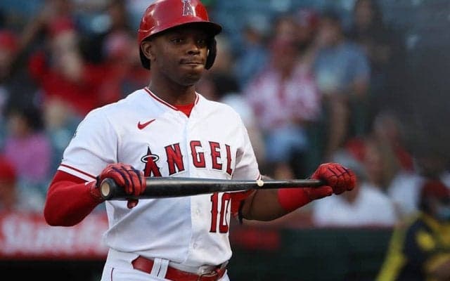 【MLB】大谷翔平との強力1、2番コンビが…　アップトンが腰を痛めて負傷交代