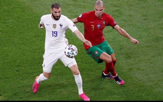 さすが元同僚！ベンゼマのPKを完全に読んでいたペペ、しかしGKルイ・パトリシオは…