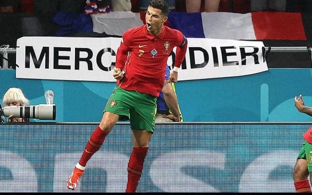 「偉大なチャンピオンの偉業を光栄に思う」　アリ・ダエイが自身の代表通算得点記録に並んだC・ロナウド称える