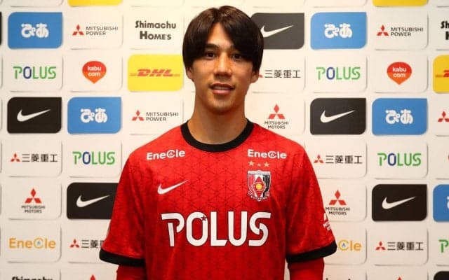 浦和に電撃移籍、即合流のMF江坂任「浦和のサッカーに凄く魅力を感じた」と移籍を語る