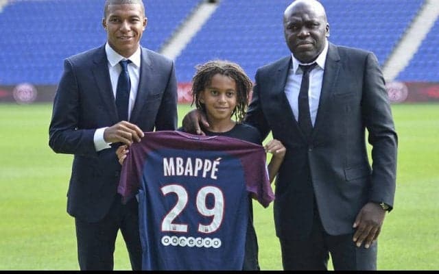 PSG、ムバッペ弟の15歳エタンと2024年まで契約延長