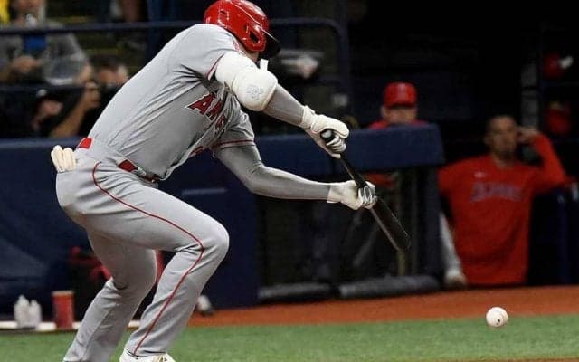 【MLB】大谷翔平が特大138m弾後にバント安打　敵将も脱帽「すごい才能を見せつけられた」