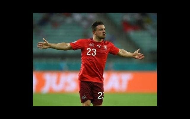 ユーロでスイスのスーパースターが爆発。ひときわ小柄もド派手なゴールで真価を発揮