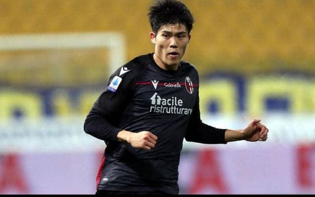 トッテナムが冨安健洋獲りへ！ 交渉開始と英『スカイ』報じる