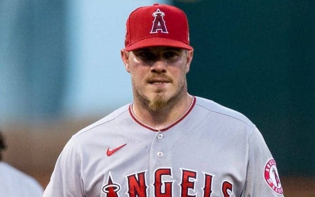 【MLB】エンゼルス先発右腕がマウンド上で嘔吐し緊急降板　大谷26号ソロも同点に追いつかれる