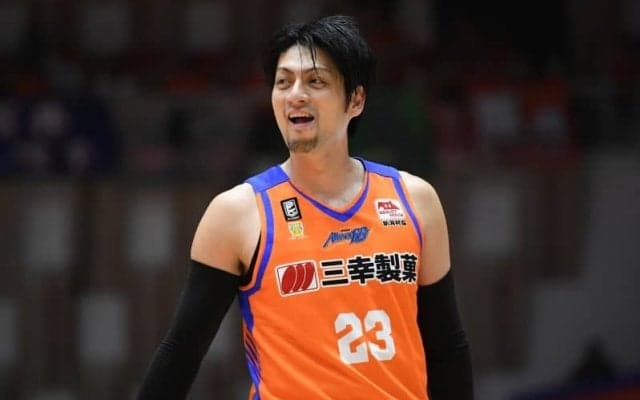 新潟が佐藤公威と契約継続「ファンの皆さまのために戦います」