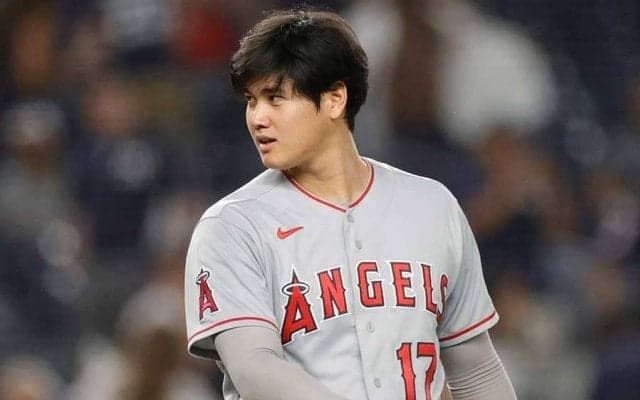 【MLB】大谷翔平、噛みしめて踏んだ“記念の1点”　26号ホームイン写真に米反響「ナイスだ」
