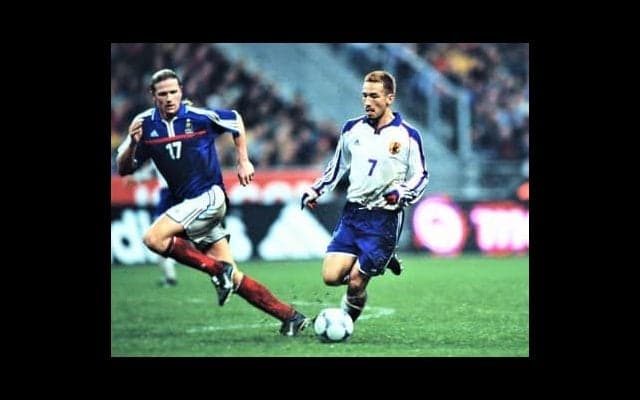 「このピッチから去りたい」日本代表、サンドニの悲劇。戦えたのは中田英寿だけだった