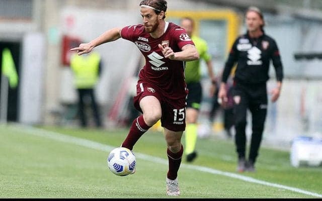 トリノ、左WBの主力アンサルディと来季契約を更新