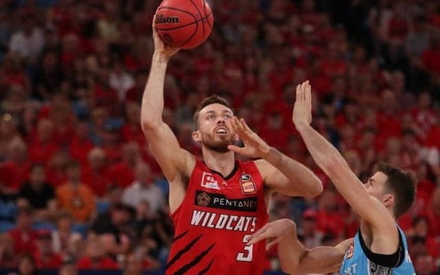 島根がオーストラリア代表のビッグマン、ニック・ケイの新加入を発表