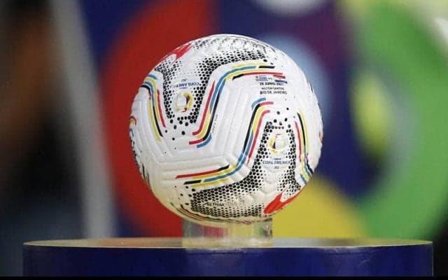 なせ背番号24がない？ ブラジルサッカー連盟、同性愛嫌悪の疑いで訴えられる