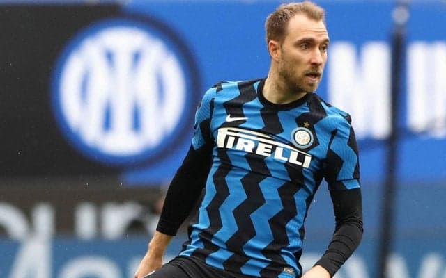 エリクセンの未来は？ 除細動器着用の選手はイタリアでプレーできず